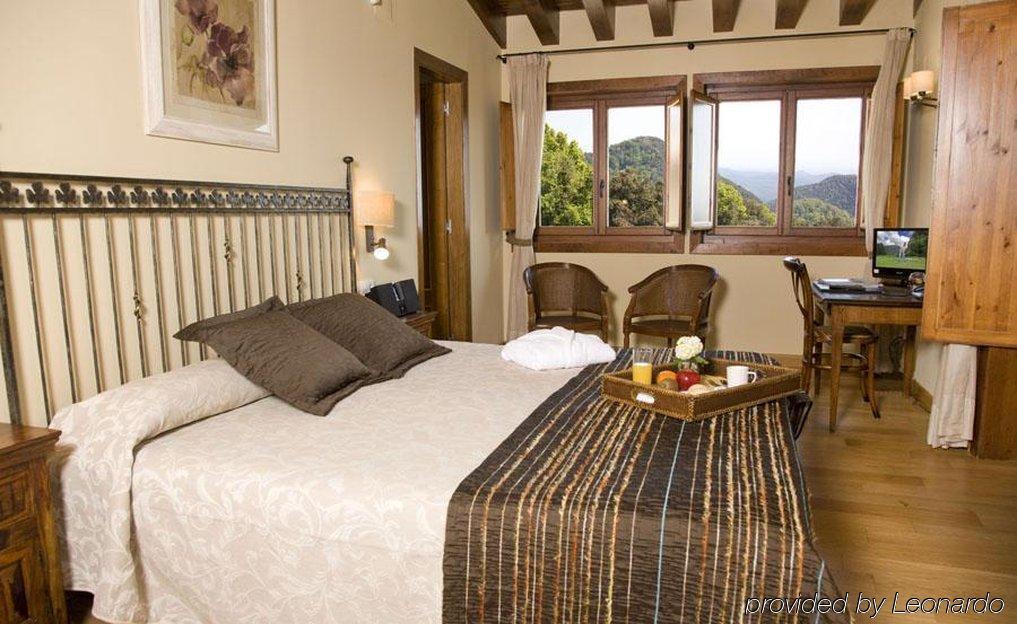 Hotel Restaurante El Ventos Sant Felíu de Pallarols Pokoj fotografie