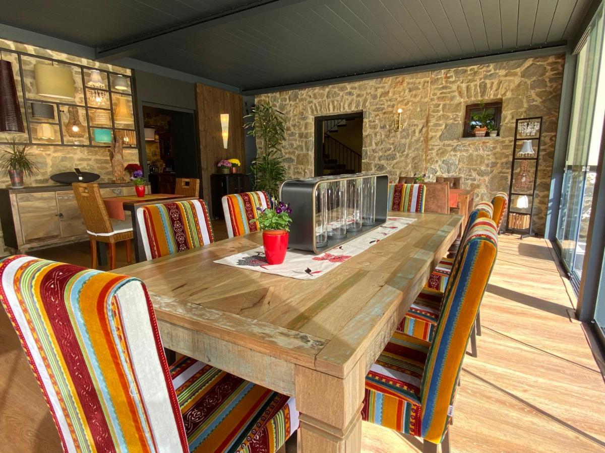 Hotel Restaurante El Ventos Sant Felíu de Pallarols Exteriér fotografie